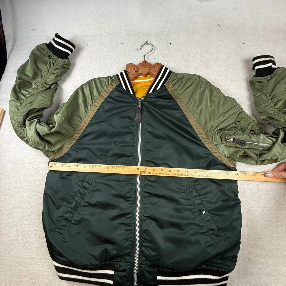 Alpha Industries MA-1 Bomber Flight Jacket XL Green Ruched Reversible Varsity
